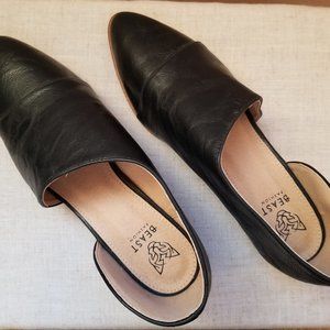 Beast Fashion Closed Toe Flats